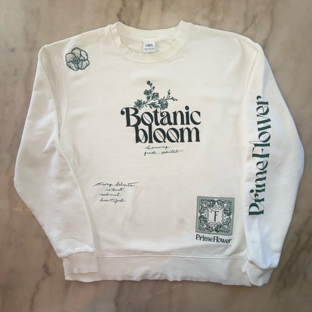 Zara White Botanic Bloom Crewneck Sweater Medium